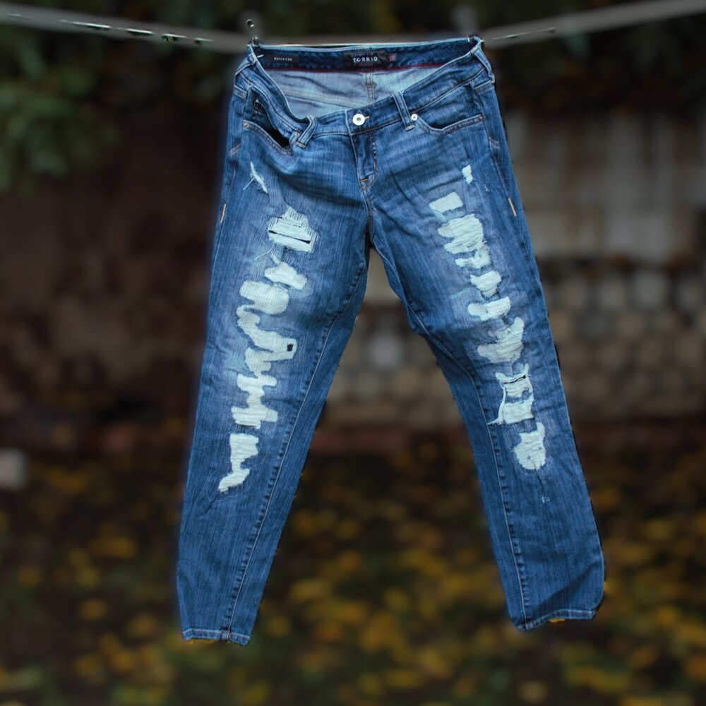 Torrid Premium Distressed Boyfriend Jeans 10R